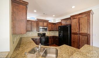 104 Putters Dr, Athens, GA 30607