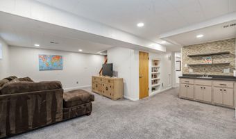 7810 HAYFIELD Rd, Alexandria, VA 22315