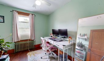 184 Whitney St, Auburn, ME 04210