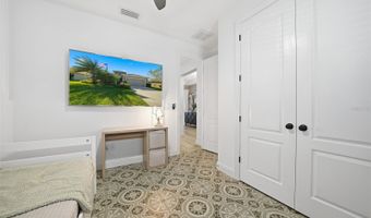 5435 SILVER SUN Dr, Apollo Beach, FL 33572