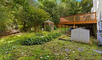 53 School St, Johnston, RI 02919