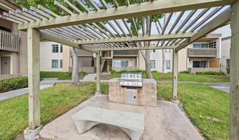 432 Edgehill Ln 134, Oceanside, CA 92054