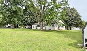 600 E Pearl St, Aurora, MO 65605