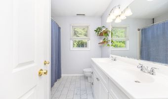 85 Pleasant View Ave, Bristol, CT 06010