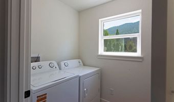 106 3rd St, Alberton, MT 59820