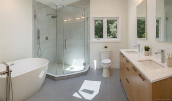 46 Overlook Rd, Alpine, NJ 07620