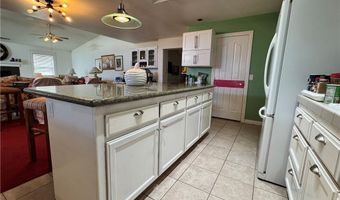 20284 Majestic Dr, Apple Valley, CA 92308