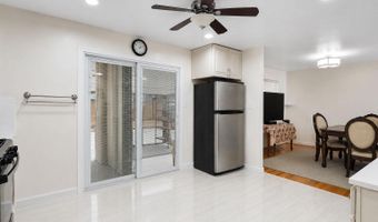 8418 STONE GATE Dr, Annandale, VA 22003