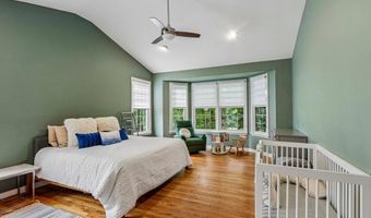 1044 GLENDEVON Dr, Ambler, PA 19002
