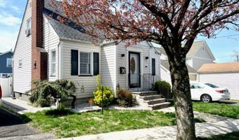 32 Maier St, Belleville, NJ 07109