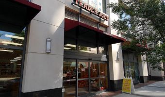 1301 N COURTHOUSE Rd #1005, Arlington, VA 22201