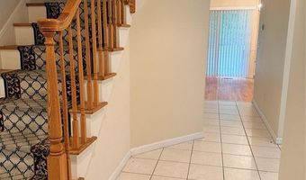 63 TROTTERS Ln 63, Allendale, NJ 07401