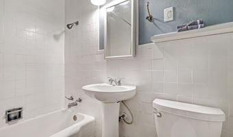 1725 RICHMOND Dr NE, Albuquerque, NM 87106