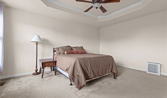 302 Pointe View Dr, Adams Twp., PA 16046