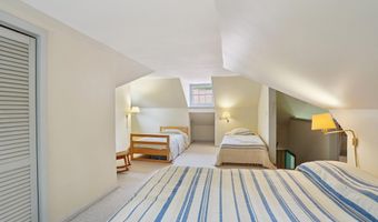 2473 Mt Hope Rd, Dodgeville, WI 53533