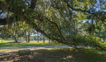 54 Tuscarora Ave, Beaufort, SC 29907