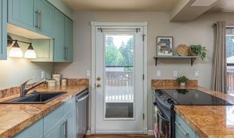 15110 SW BARLOW Ct, Beaverton, OR 97007