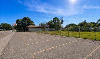 1004 1006 E 6th St, Alice, TX 78332