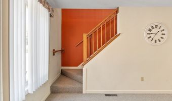 35 Chandler Dr 35, Atkinson, NH 03811