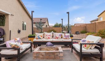 202 W SEVEN SEAS Dr, Casa Grande, AZ 85122