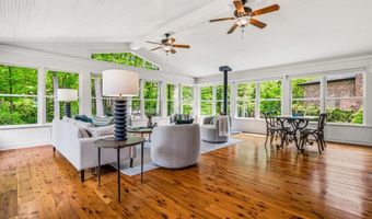 1111 Banbury Cross, Avondale Estates, GA 30002
