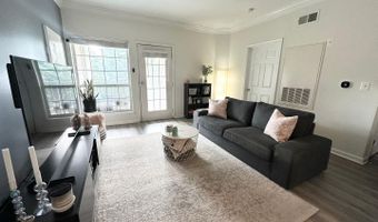 4870 EISENHOWER Ave 407, Alexandria, VA 22304