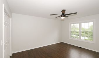 1321 Ivy Ln, Algonquin, IL 60102