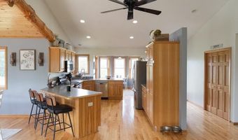 9199 50th St NW, Annandale, MN 55302