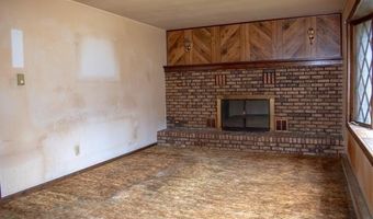 11 Melissa Ct, Albany, NY 12205