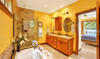 28575 Star Ln, Bigfork, MT 59911