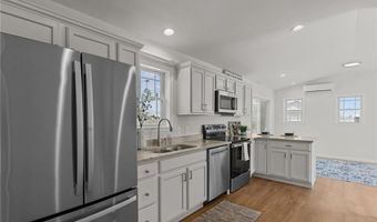 64 Burnside Ave, Narragansett, RI 02882