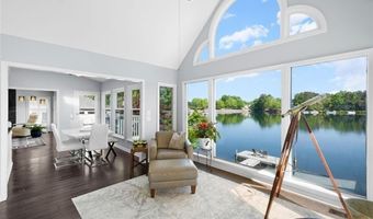 6430 Spinnaker Ln, Alpharetta, GA 30005