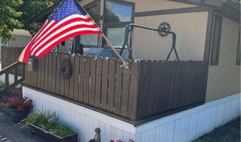 7 Westwoods, Amherst, OH 44001