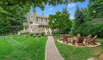 139 Holmes Ave, Darien, CT 06820