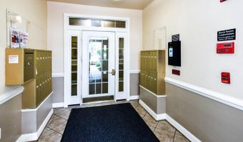 15616 EVERGLADE Ln 201, Bowie, MD 20716