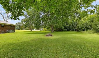 11127 E Brainerd Rd, Apison, TN 37302