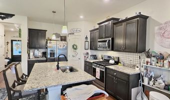 501 Valley Dr W, Annandale, MN 55302