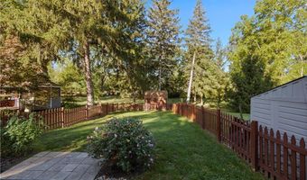 394 Long St, Amherst, OH 44001