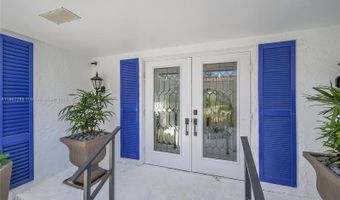 524 Muirfield Dr, Atlantis, FL 33462