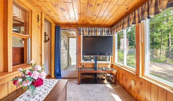 63 Lake Shore Dr, Barnstead, NH 03225