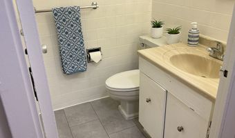 25 Cartright St 1E, Bridgeport, CT 06604