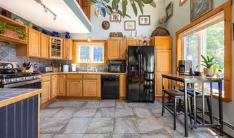 158 Camp Rd, Burke, VT 05832