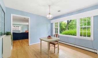 2687 Apple Way, Ann Arbor, MI 48104