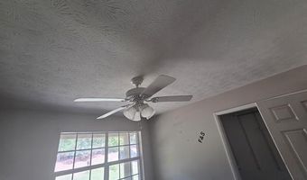 1201 LAKESHORE Dr, Anniston, AL 36207