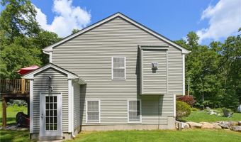 102 Bramble Bush Rd, Coventry, RI 02816