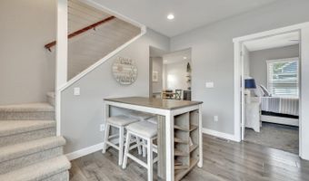 41 Dewey St, Arnolds Park, IA 51331