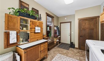 1984 35th Ave, Alden, WI 54020