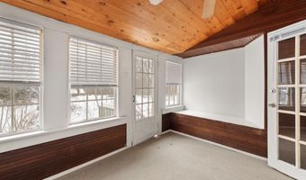 8 Avery Rd, Campton, NH 03223