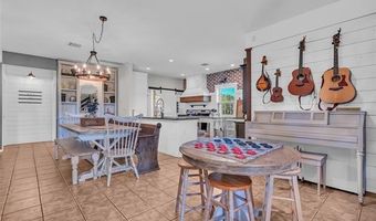 159 Acorn Hollow Ln, Ardmore, OK 73401