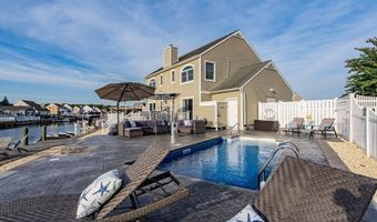 96 Windjammer Ct, Bayville, NJ 08721
